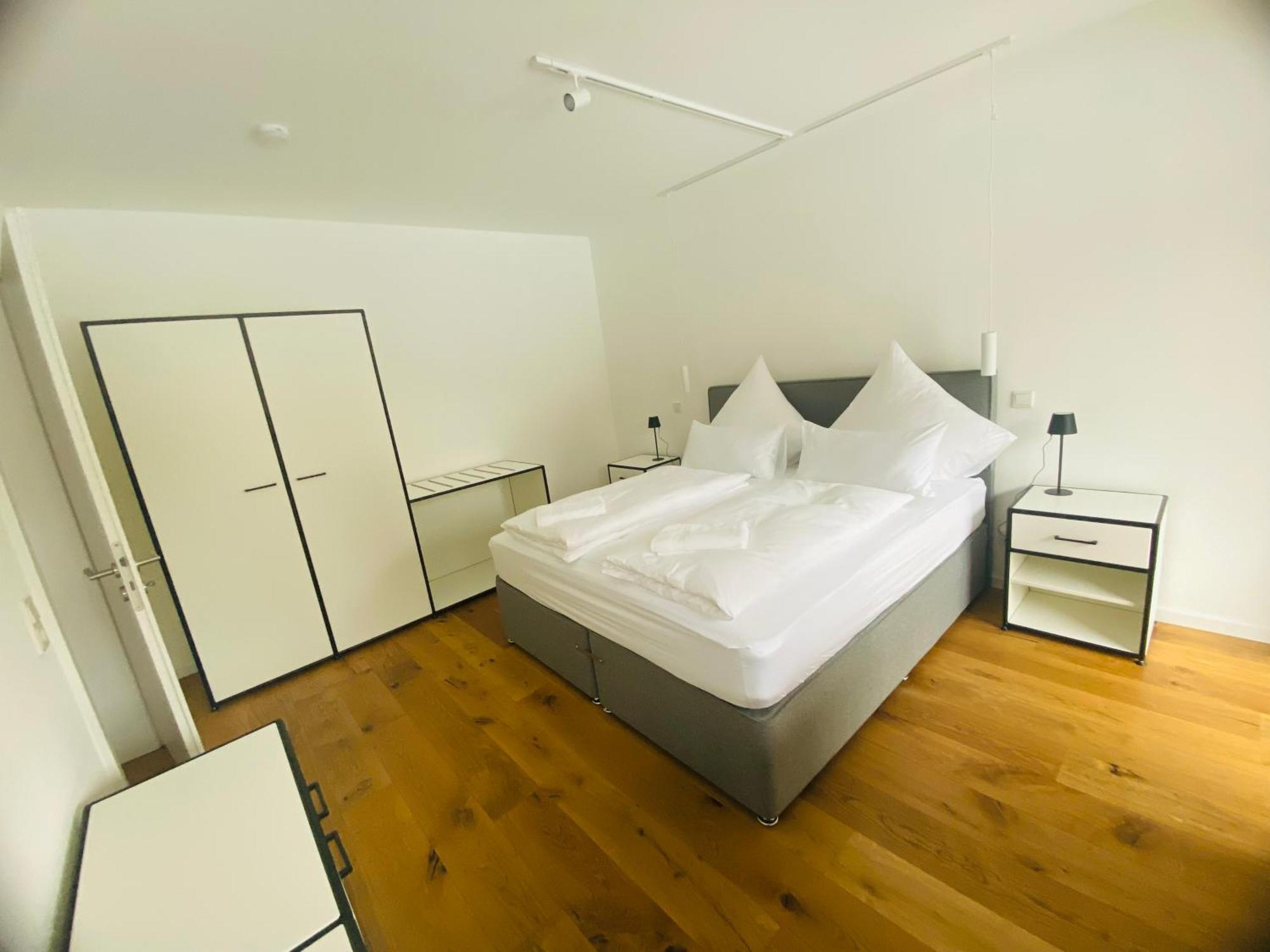 Altes Kelterhaus & Plein Hotel By Markus Plein Винтрих Екстериор снимка